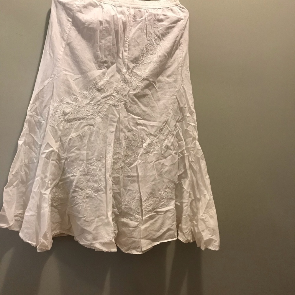 Long Metrowear skirt